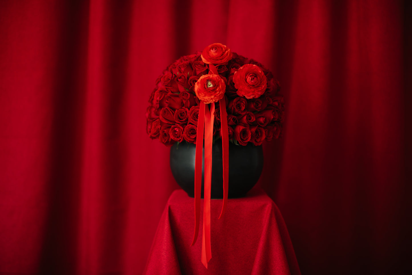 Pecera rosas y ranuculus