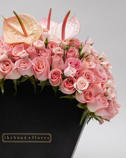 Abanico Rosas y Anturios